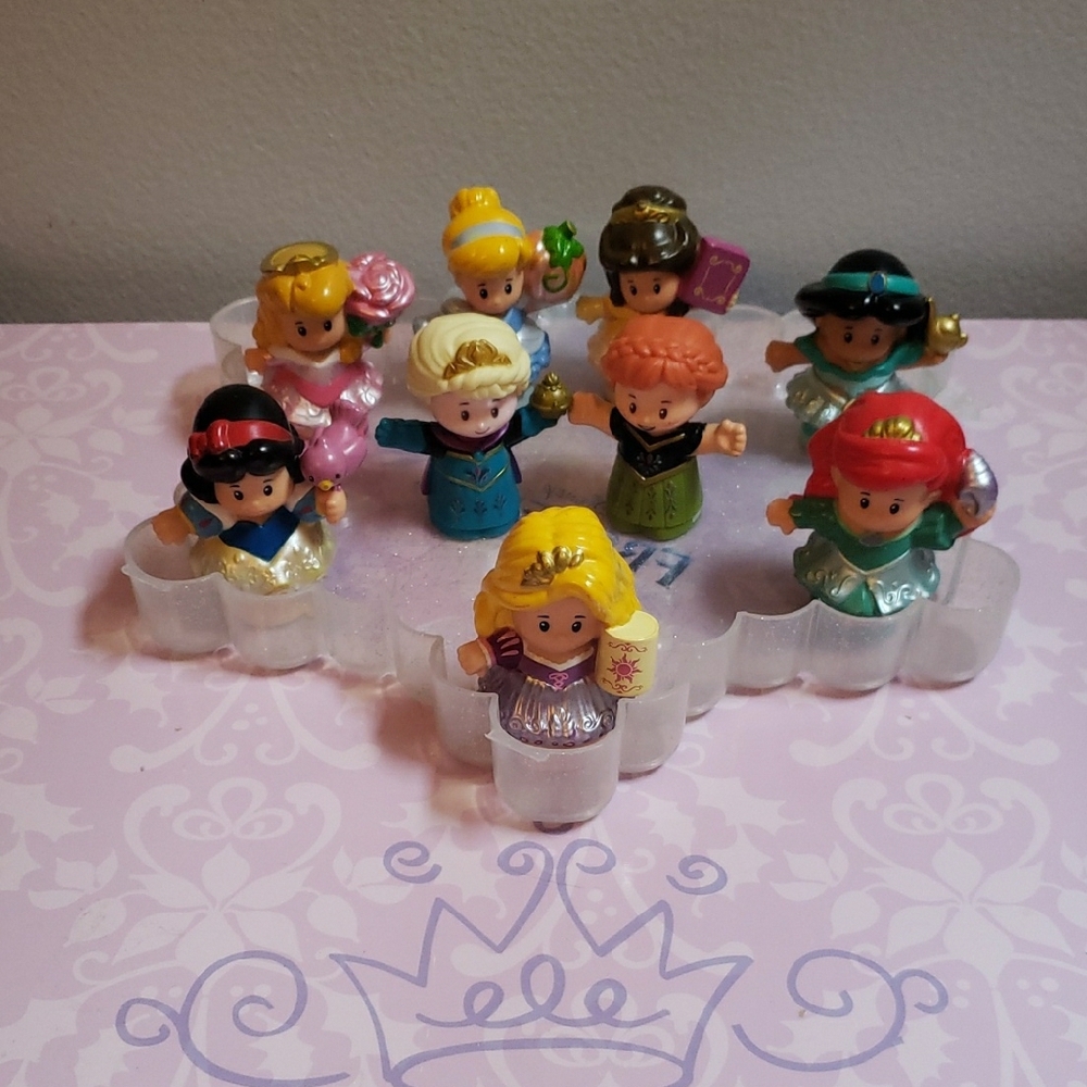 Disney Fisher Price/Little People Doll Set